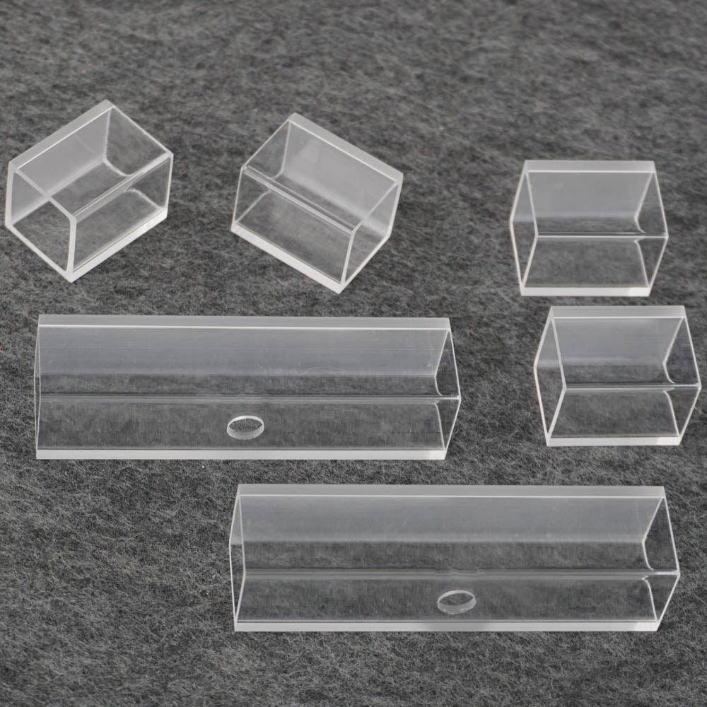 Two 3-inch Lil' Brother Houdini Sets